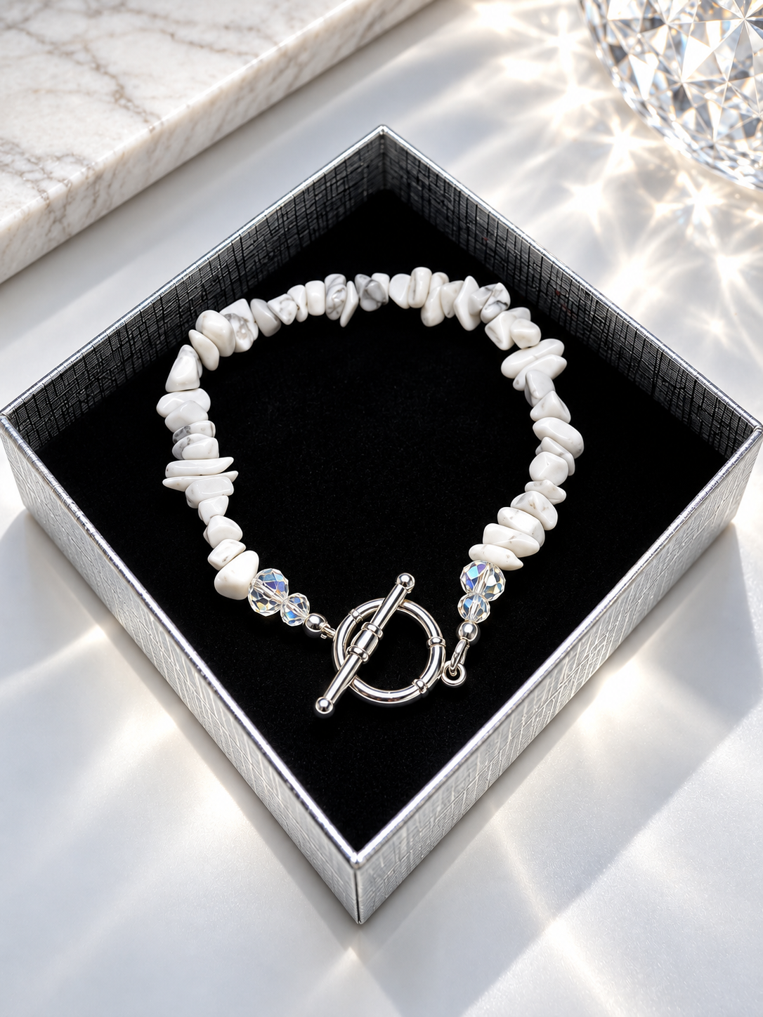 Howlite Crystal Chip Bracelet